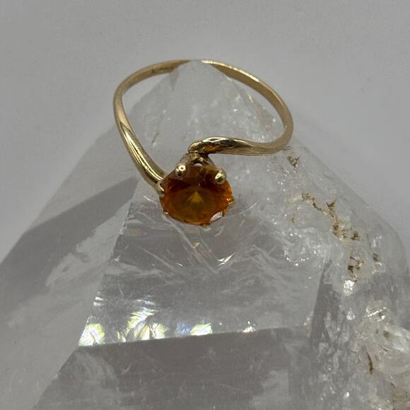 Facetted Citrine Ring in 10 KT Gold - Size 6.5 - Picture 2 of 5